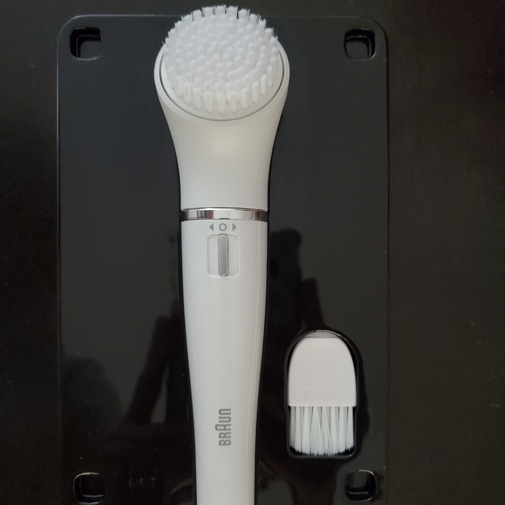 BRAUN Face Cleansing Brush